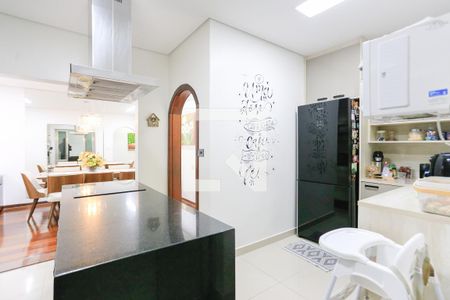 Casa à venda com 187m², 3 quartos e 2 vagas Casa à venda com 187m², 3 quartos e 2 vagasCozinha