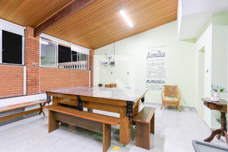 Casa à venda com 187m², 3 quartos e 2 vagas Casa à venda com 187m², 3 quartos e 2 vagasChurrasqueira