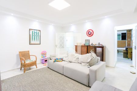 Casa à venda com 187m², 3 quartos e 2 vagas Casa à venda com 187m², 3 quartos e 2 vagasSala de descanso