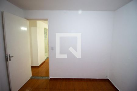 Quarto 1 de apartamento para alugar com 2 quartos, 45m² em Itaim Paulista, São Paulo