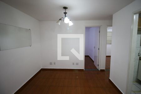 Sala de apartamento para alugar com 2 quartos, 45m² em Itaim Paulista, São Paulo