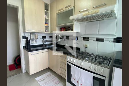 Apartamento à venda com 60m², 2 quartos e 1 vaga Apartamento à venda com 60m², 2 quartos e 1 vagaCozinha