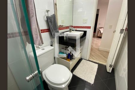 Apartamento à venda com 60m², 2 quartos e 1 vaga Apartamento à venda com 60m², 2 quartos e 1 vagaBanheiro