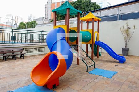 Apartamento à venda com 77m², 3 quartos e 2 vagasÁrea comum - Playground