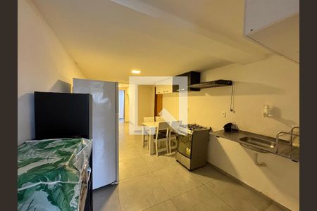 Apartamento à venda com 65m², 2 quartos e 1 vaga Apartamento à venda com 65m², 2 quartos e 1 vagaCozinha e Área de Serviço