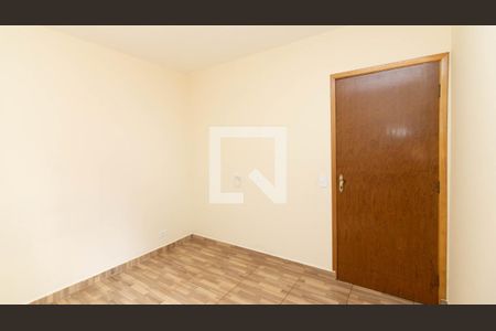 Quarto 2 de casa para alugar com 2 quartos, 65m² em Jardim São Nicolau, São Paulo