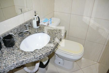 Apartamento à venda com 187m², 3 quartos e 3 vagas Apartamento à venda com 187m², 3 quartos e 3 vagasLavabo