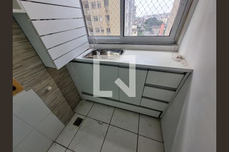Apartamento à venda com 65m², 2 quartos e 1 vagaÁrea de Serviço