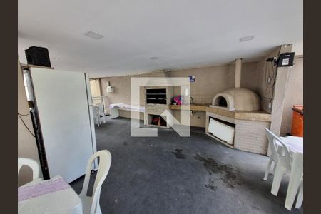 Apartamento à venda com 65m², 2 quartos e 1 vagaÁrea comum - Churrasqueira