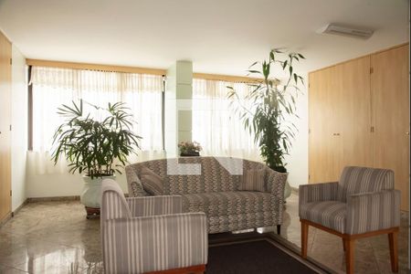 Apartamento para alugar com 76m², 2 quartos e 1 vaga Apartamento para alugar com 76m², 2 quartos e 1 vagaHall social