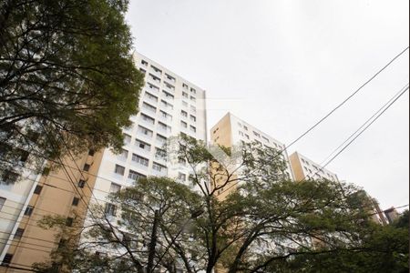 Apartamento para alugar com 76m², 2 quartos e 1 vaga Apartamento para alugar com 76m², 2 quartos e 1 vagaFachada