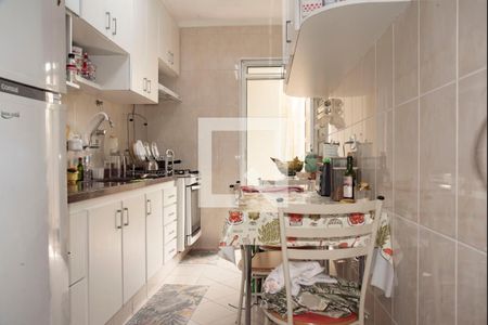 Apartamento para alugar com 76m², 2 quartos e 1 vaga Apartamento para alugar com 76m², 2 quartos e 1 vagaCozinha