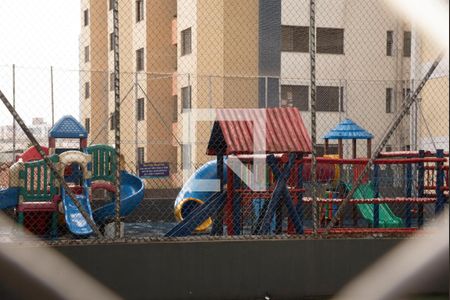 Apartamento para alugar com 76m², 2 quartos e 1 vaga Apartamento para alugar com 76m², 2 quartos e 1 vagaÁrea comum - Playground