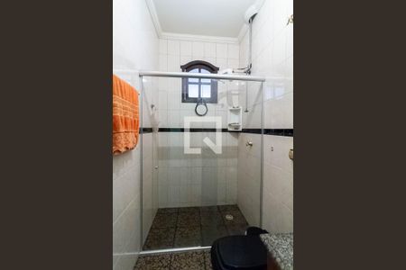 Casa à venda com 180m², 3 quartos e sem vagaBanheiro social