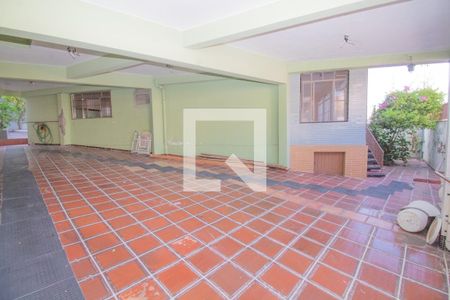 Casa à venda com 199m², 2 quartos e 3 vagas Casa à venda com 199m², 2 quartos e 3 vagasÁrea comum