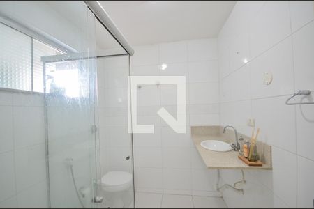 Apartamento à venda com 190m², 4 quartos e 1 vaga Apartamento à venda com 190m², 4 quartos e 1 vagaBanheiro da Suíte 1