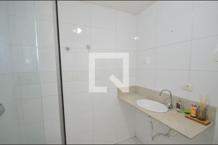 Apartamento à venda com 190m², 4 quartos e 1 vaga Apartamento à venda com 190m², 4 quartos e 1 vagaBanheiro da Suíte 1