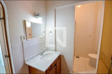 Apartamento à venda com 190m², 4 quartos e 1 vaga Apartamento à venda com 190m², 4 quartos e 1 vagaBanheiro da Suíte 2