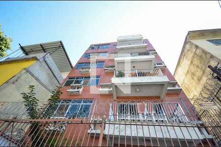 Apartamento à venda com 190m², 4 quartos e 1 vaga Apartamento à venda com 190m², 4 quartos e 1 vagaFachada