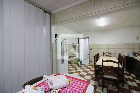 Casa à venda com 185m², 4 quartos e 3 vagasCopa e Cozinha 