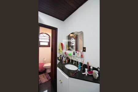 Casa à venda com 185m², 4 quartos e 3 vagasQuarto 1 - Suíte Banheiro 