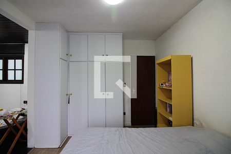 Casa à venda com 185m², 4 quartos e 3 vagasQuarto 1 - Suíte