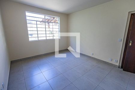 Casa à venda com 240m², 6 quartos e 2 vagas Casa à venda com 240m², 6 quartos e 2 vagasQuarto 3