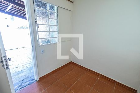 Casa à venda com 240m², 6 quartos e 2 vagas Casa à venda com 240m², 6 quartos e 2 vagasQuarto de serviço