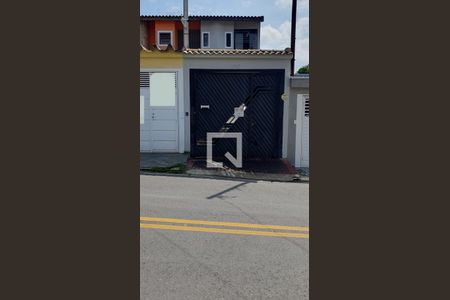 Casa à venda com 150m², 3 quartos e 2 vagas Casa à venda com 150m², 3 quartos e 2 vagasFachada da Casa