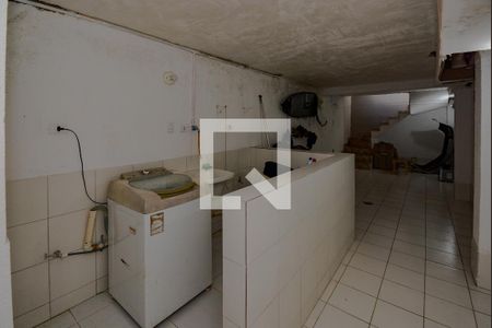 Casa à venda com 150m², 3 quartos e 2 vagas Casa à venda com 150m², 3 quartos e 2 vagasLavanderia