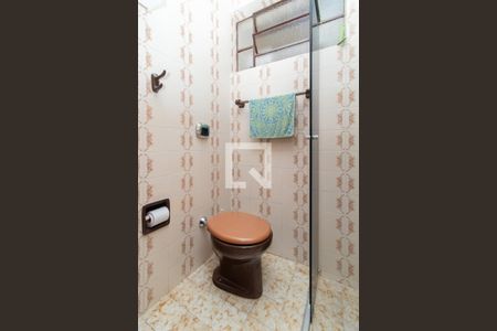 Casa à venda com 222m², 5 quartos e 5 vagas Casa à venda com 222m², 5 quartos e 5 vagasBanheiro - Casa 1