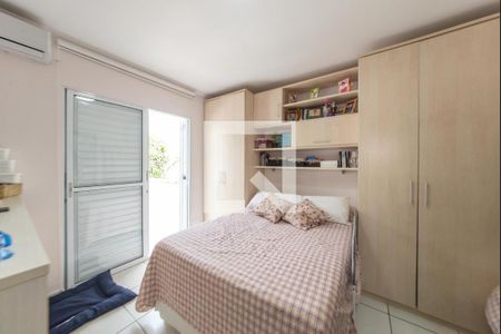 Casa à venda com 180m², 4 quartos e 2 vagas Casa à venda com 180m², 4 quartos e 2 vagasSuíte
