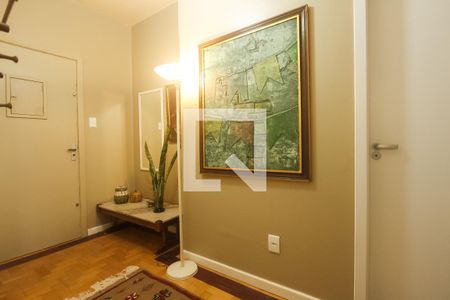Apartamento à venda com 169m², 3 quartos e 2 vagas Apartamento à venda com 169m², 3 quartos e 2 vagasCorredor