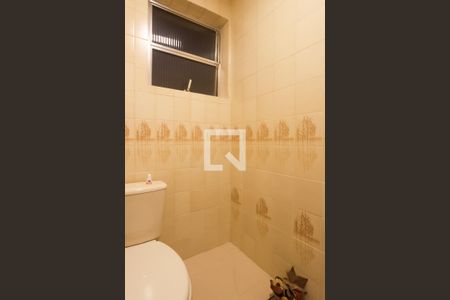 Apartamento à venda com 169m², 3 quartos e 2 vagas Apartamento à venda com 169m², 3 quartos e 2 vagasLavabo