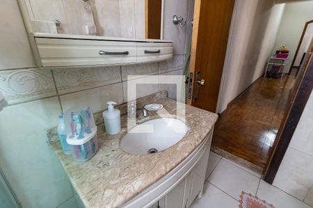 Apartamento à venda com 125m², 3 quartos e 1 vaga Apartamento à venda com 125m², 3 quartos e 1 vagaBanheiro Social