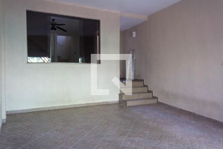 Casa à venda com 114m², 3 quartos e 2 vagas Casa à venda com 114m², 3 quartos e 2 vagasGaragem