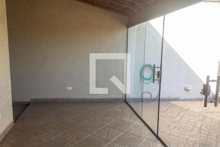 Casa à venda com 114m², 3 quartos e 2 vagas Casa à venda com 114m², 3 quartos e 2 vagasVaranda da Suíte