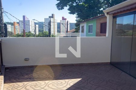 Casa à venda com 114m², 3 quartos e 2 vagas Casa à venda com 114m², 3 quartos e 2 vagasVaranda da Suíte