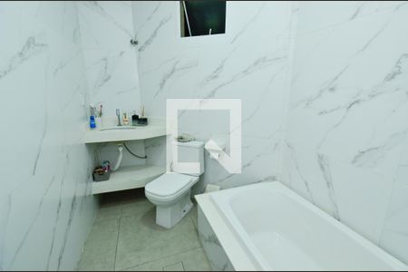 Apartamento à venda com 109m², 3 quartos e sem vagaBanheiro social