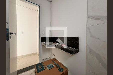 Apartamento à venda com 100m², 2 quartos e 1 vaga Apartamento à venda com 100m², 2 quartos e 1 vagaBanheiro