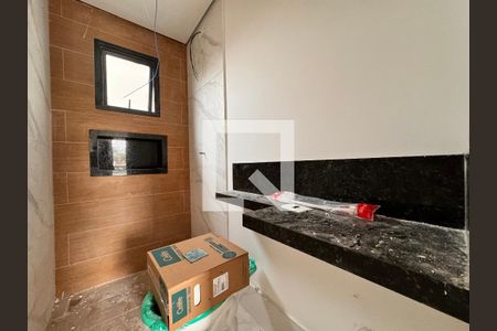 Apartamento à venda com 100m², 2 quartos e 1 vaga Apartamento à venda com 100m², 2 quartos e 1 vagaBanheiro da Suíte 1