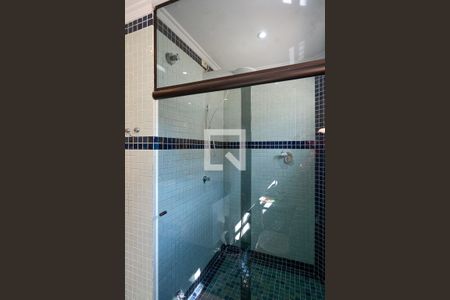 Casa à venda com 198m², 3 quartos e 2 vagas Casa à venda com 198m², 3 quartos e 2 vagasBanheiro Quarto 3