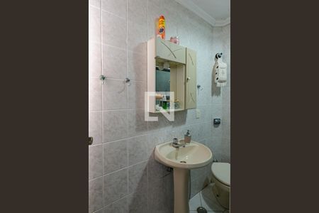 Casa à venda com 198m², 3 quartos e 2 vagas Casa à venda com 198m², 3 quartos e 2 vagasBanheiro Quarto 2