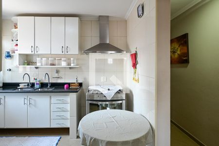 Casa à venda com 198m², 3 quartos e 2 vagas Casa à venda com 198m², 3 quartos e 2 vagasCozinha