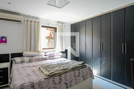Casa à venda com 198m², 3 quartos e 2 vagas Casa à venda com 198m², 3 quartos e 2 vagasQuarto 3