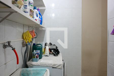 Casa à venda com 198m², 3 quartos e 2 vagas Casa à venda com 198m², 3 quartos e 2 vagasÁrea de Serviço