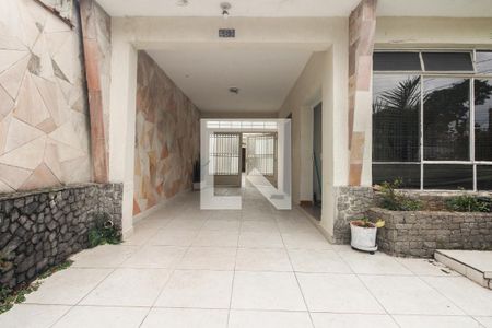 Casa à venda com 400m², 4 quartos e 6 vagas Casa à venda com 400m², 4 quartos e 6 vagasGaragem