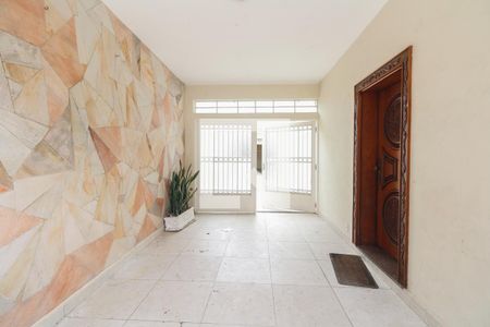 Casa à venda com 400m², 4 quartos e 6 vagas Casa à venda com 400m², 4 quartos e 6 vagasGaragem