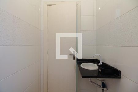 Casa à venda com 400m², 4 quartos e 6 vagas Casa à venda com 400m², 4 quartos e 6 vagasEdícula - Banheiro