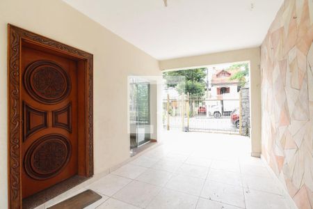 Casa à venda com 400m², 4 quartos e 6 vagas Casa à venda com 400m², 4 quartos e 6 vagasGaragem